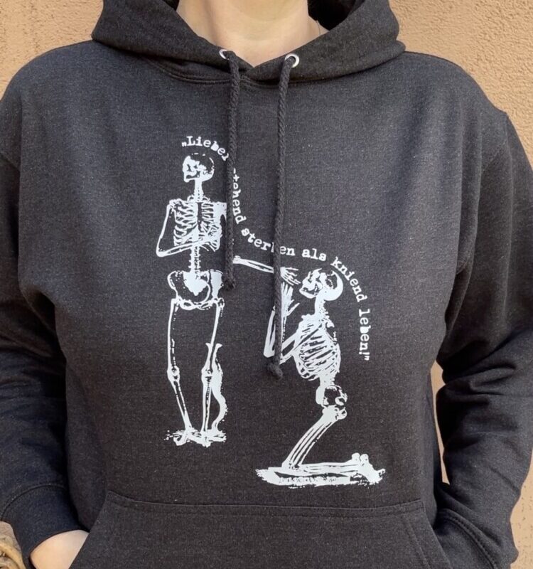 Hoodie Lieber stehend sterben ......